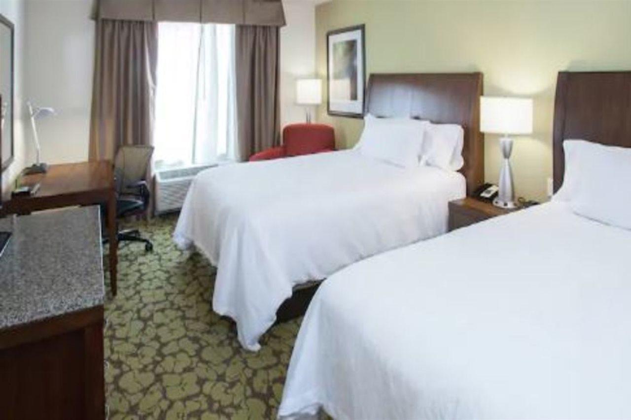 Hilton Garden Inn Jackson/Флоууд Екстериор снимка
