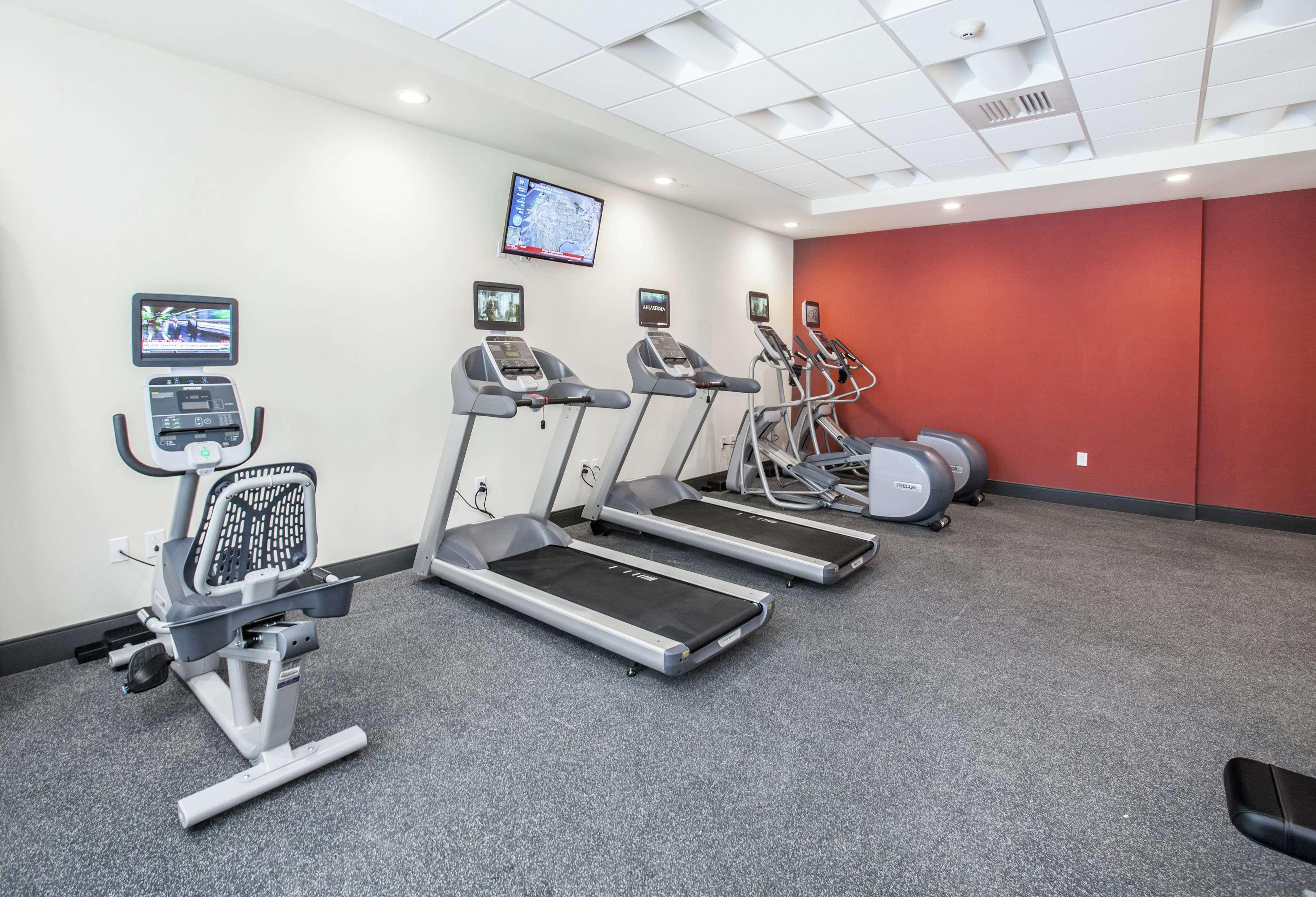 Hilton Garden Inn Jackson/Флоууд Екстериор снимка