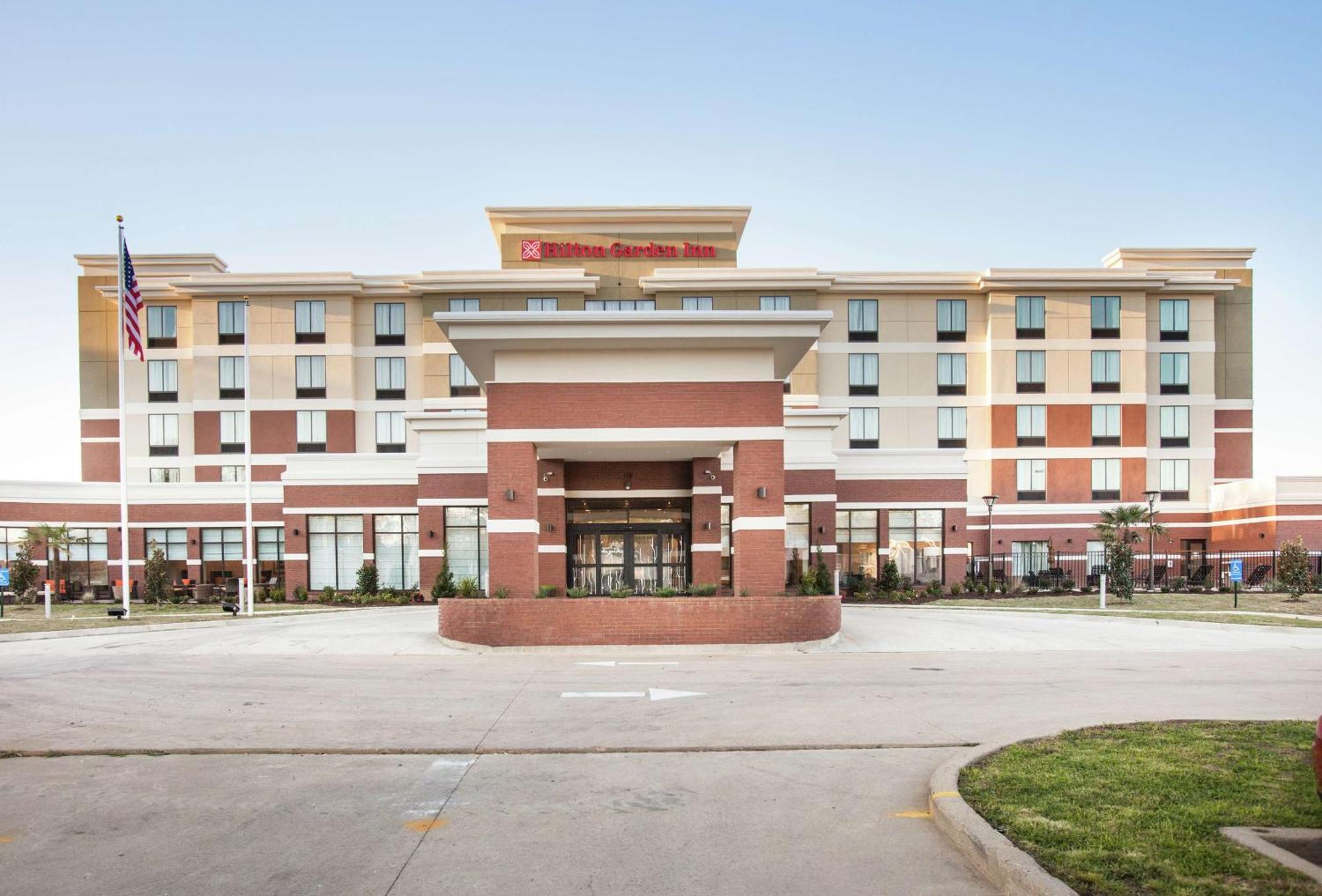 Hilton Garden Inn Jackson/Флоууд Екстериор снимка