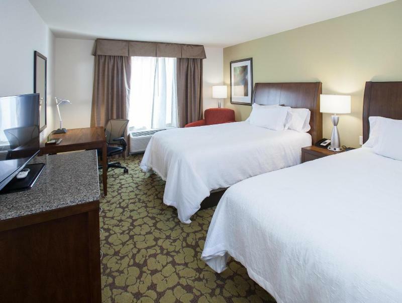 Hilton Garden Inn Jackson/Флоууд Екстериор снимка
